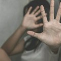 Devojku davio poznanik, molila ga da prestane dok nije izgubila svest: Ljudi čuli vriske, niko nije pomogao