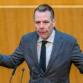 Vučićev prijatelj iz Beča, odlikovan Ordenom srpske zastave, sada poručuje: Srbiji nije mesto u EU