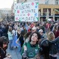Неколико стотина грађана данас на Тргу републике на протесту поводом Дана жена