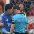 (VIDEO) Ederson divljao u derbiju, isključen, pretio sudiji…
