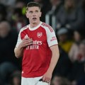 Arsenal odbranio prvo mesto rutinskom pobedom u londonskom derbiju, Đokereš blistao