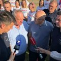 Šatori, muzika, gozba i Vučević umesto Vučića na SNS skupu u Pertatu
