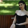 Lepa gimnazijalka Tajra, prva posle 20 godina odlazi na prestižni univerzitet u Londonu: San iz Prijepolja postao stvarnost