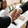 Da li matična kompanija odgovara za dugove zavisnog društva?