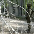 Пољска ојачава границу са Белорусијом након што је један мигрант ножем убо војника
