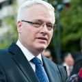 Josipović: Više bih voleo ulaganje u obrazovanje nego u oružje, ali realnost je drugo