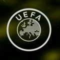 Uefa kaznila fudbalske saveze Engleske i Irske jer su navijači zviždali himnama