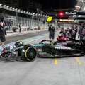 Britanci dominantni u Las Vegasu - Hamilton najbrži, Ferstapen u problemu