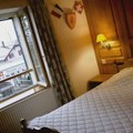 Hotel u kojem možete da spavate u dve zemlje istovremeno