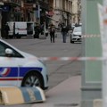 Evakuisano 300 ljudi, policija blokirala područje Pronađen arsenal ORUŽJAu u automobilu! Drama u predgrađu Pariza