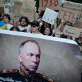 Protesti u Ukrajini protiv odluke Zelenskog: "Smenite Sirskog", "Fedorov je budućnost"