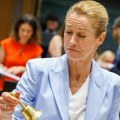 Karlson: Kaja Kalas je glupa, neuka i detinjasta
