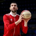 „Uđe na telefon i svađa se“: Dobrić otkrio šta je bivši košarkaš Zvezde radio zbog komentara navija, pa se dotakao i trenutnog…