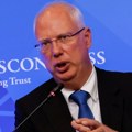Dmitrijev: Pad proizvodnje struje i rast migracije najavljuju kolaps Britanije