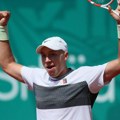 Bravo, hamade! Međedović u četvrtfinalu ATP turnira u Astani, Ševčenko mu nije mogao ništa!