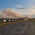 Gori gradska deponija u Kraljevu: Gust dim se nadvio nad gradom, vatra se zbog vetra i zapaljivog otpada brzo širi, građani…