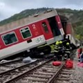VIDEO: Sudarila se dva voza u Slovačkoj, najmanje 100 povređenih