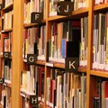 (Video) Urnebesni video iz biblioteke postao hit na društvenim mrežama „Ne možete verovati svima...”