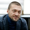 Јасна порука илиева: Само он може да спасе Србију!