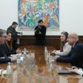 Vučić sa šefom misije OEBS u Srbiji: Razgovarali smo o svim temama od značaja za našu buduću saradnju (FOTO)