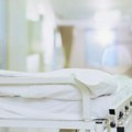 Poznata pevačica hitno prebačena u bolnicu: Operisali joj creva, evo u kakvom je stanju