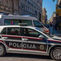 Teška nesreća u Cazinu: Troje dece ostalo bez noge kada je auto uleteo u dvorište