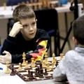 Osmogodišnji Novosađanin Leonid Ivanović postao najmlađi pobednik velemajstora na svetu