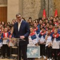 Vučić sa decom učesnicima kampa "Srbija te zove 2024": Srbija je uvek u vama, jer u vama kuca srpsko srce (video)