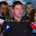 "Nismo dobili rešenje kako bismo večeras otišli kućama": Studenti iz Pionirskog parka posle razgovora s Vučićem…