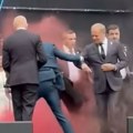 Incident tokom tuskovog govora u Holandiji: Obezbeđenje hitno reagovalo (video)
