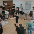 U ŠKOLAMA ŠIROM SRBIJE OBELEŽAVA SE NEDELJA SEĆANJA I ZAJEDNIŠTVA: Jačanje empatije i borba protiv diskriminacije