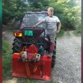 Tako mali, a već veliki! Veljko (10) iz Loznice zamenio igračke alatom: Pomaže ocu u automehaničarskoj radnji