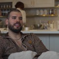 "Moja deca neće ići u školu" Šokantno priznanje Adama Adaktara: "Propao sam..."