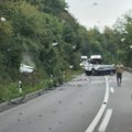 Direktan sudar na krivini: Poginuo vozač (61), više povređenih- Detalji teške nesreće kod Užica