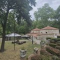Otišla sam u jednu od najpoznatijih banja Srbije i obradovala se što još nema gužve - a onda sam videla zašto