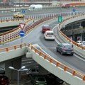 Autobus se zapalio na Gazeli, saobraćaj otežan