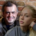Isidora ispred policijske stanice: Prvo oglašavanje žene Sergeja Trifunovića nakon što su zvali nadležne zbog nje: "Samo zato…