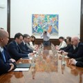 Vučić na Instagramu: Neću reći ništa o sastanku sa predstavnicima Kvinte i EU