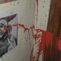 Žene u crnom osudile ispisivanje grafita na prostorijama organizacije Haver Srbija