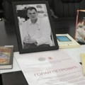 Nadahnuće mladim stvaraocima: Kraljevačka nb "Stefan Prvovenčani" ustanovila nagradu "Goran Petrović" (foto)