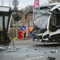 Sudar dva autobusa u Nemačkoj, povređeno najmanje 35 osoba, među njima i deca