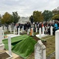 Sahrana Halida Bešlića uživo: Završena komemoracija, Dino Merlin u suzama, Željko Bebek neće da priča o Halidu