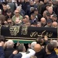 Sahrana Halida Bešlića uživo: Potresni snimci iz Sarajeva, sin i unuk stoje ispred kovčega, na ulicama 80.000 ljudi