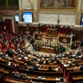 Parlament Francuske hitnim zakonom sprečio prekid finansiranja države jer nije doneo budžet