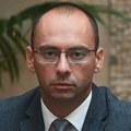 Simić: Primena zakona o strancima ima za cilj etničko čišćenje Srba na KiM