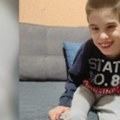 Pametan, uporan, voli druženje sa vršnjacima: Stefan ne hoda i ne priča, ali ima načina da bude samostalniji