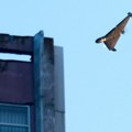 Ukrajina: Rusija napala dronom pogrebnu kolonu u Sumiju, devetoro povređenih