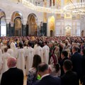 Časni pojas napušta Beograd: Tokom 17 dana mu se poklonilo gotovo milion vernika!