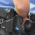 Kosovska policija: U Zubinom Potoku nađeno naoružanje, municija, delovi uniformi