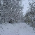 Hrvatska se zabelela! Snijeg pada na Sljemenu, na Platku, na snazi crveni meteoalarm u pojedinim regijama